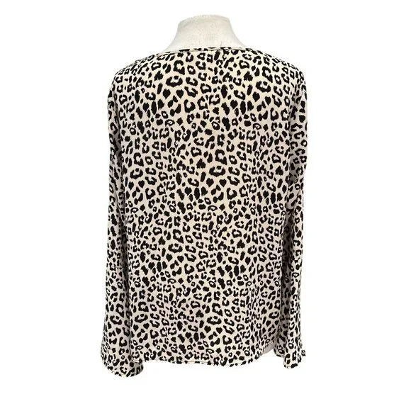 Krazy Kat Womens Leopard Print V-Neck Blouse With Flared Sleeves Lightweight & F - Picture 3 of 8